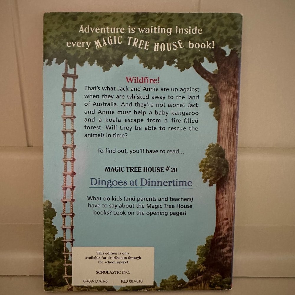 5 Magic Tree House Books - Picture 8 of 12